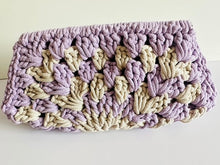 Load image into Gallery viewer, Traditional Crochet Clutch